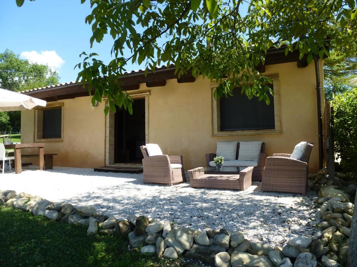 Villa Pilotti Country House Penna San Giovanni Екстериор снимка