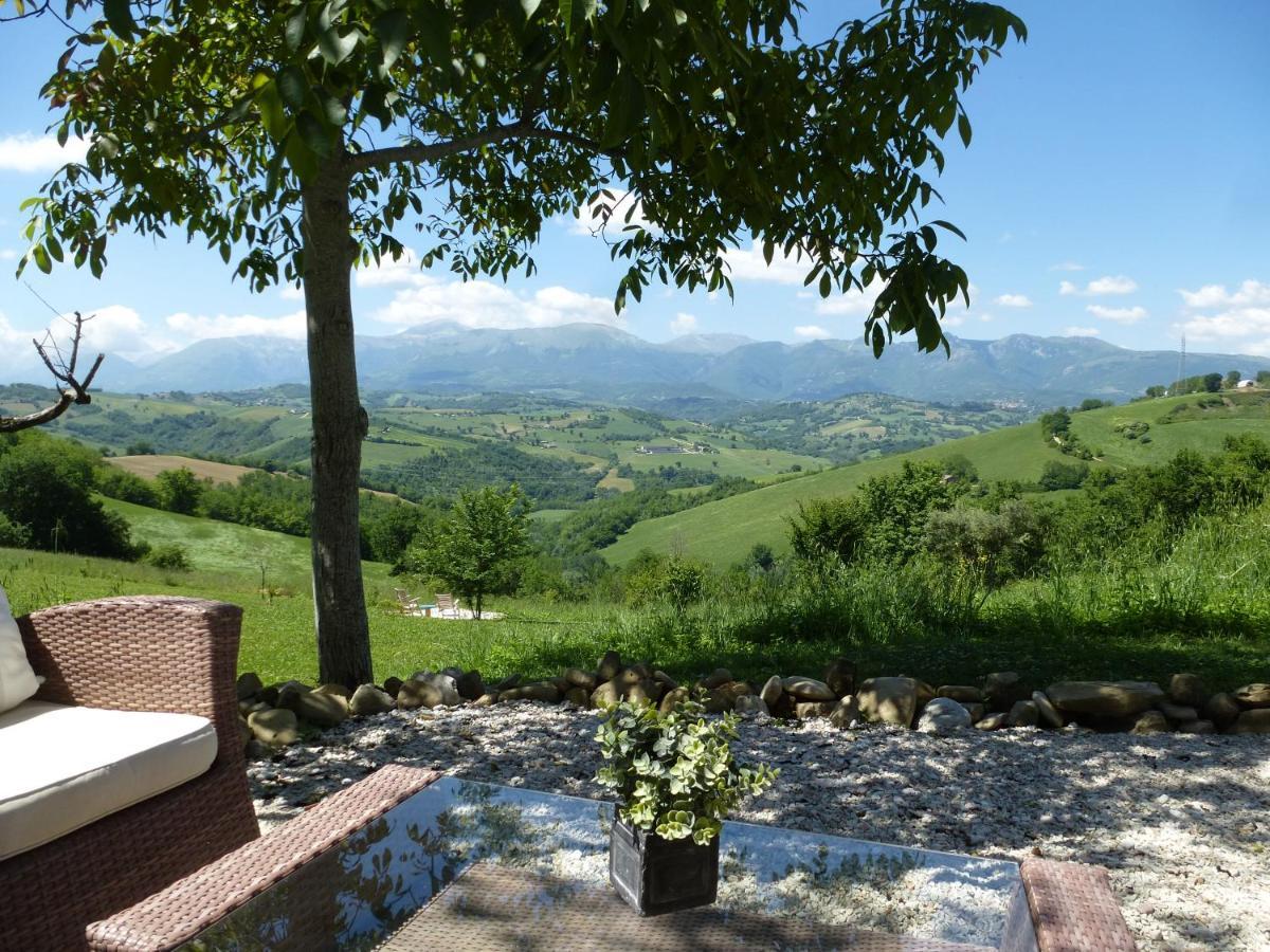 Villa Pilotti Country House Penna San Giovanni Екстериор снимка