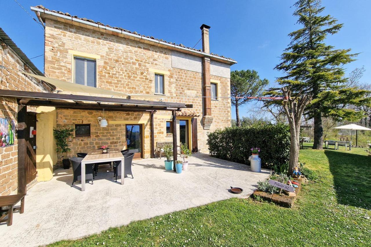 Villa Pilotti Country House Penna San Giovanni Екстериор снимка