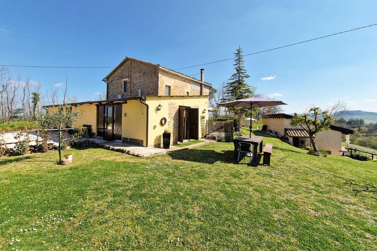 Villa Pilotti Country House Penna San Giovanni Екстериор снимка