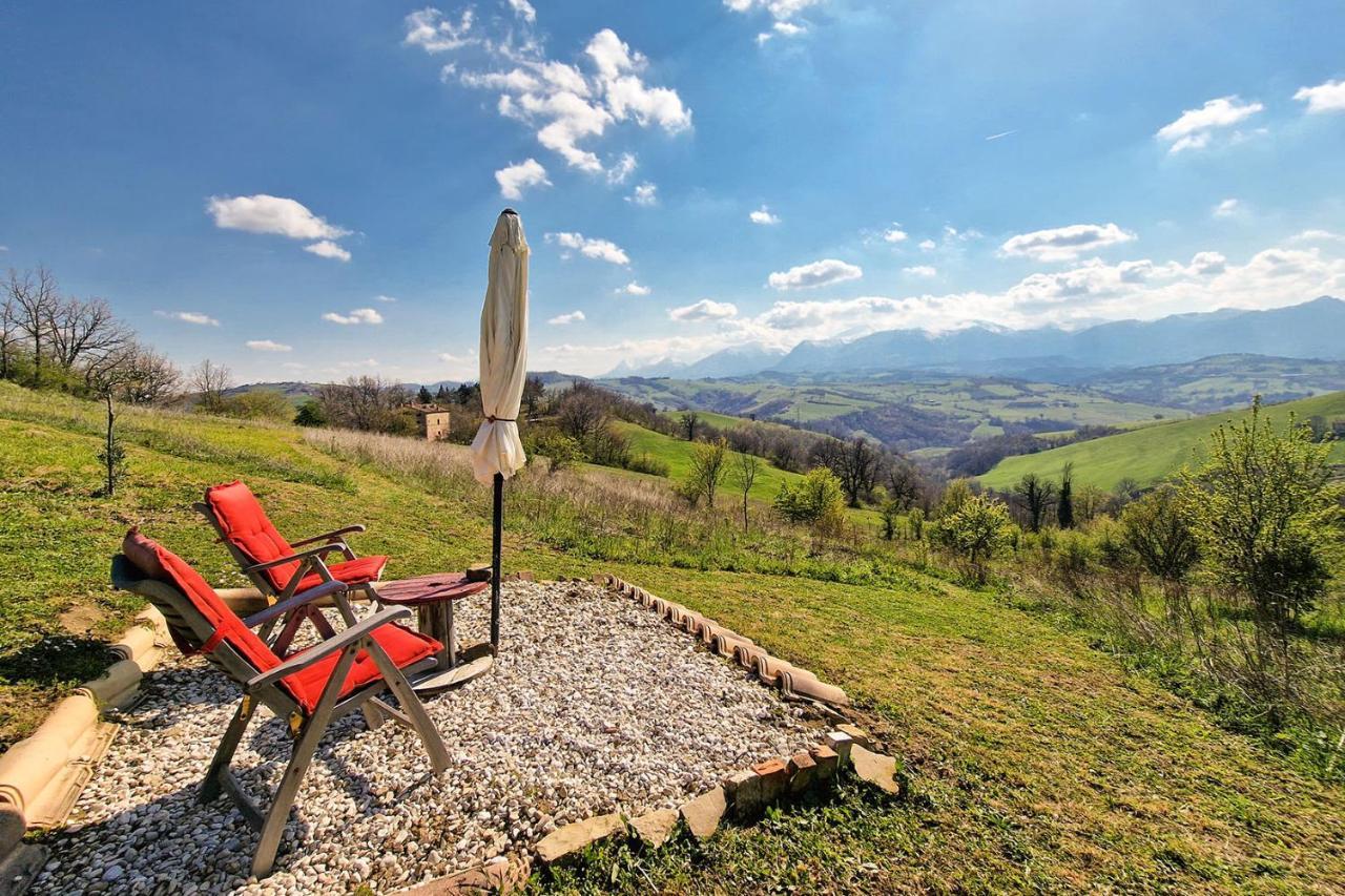 Villa Pilotti Country House Penna San Giovanni Екстериор снимка